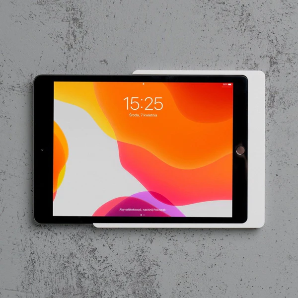 CompanionWallHomeforiPad10.2_WhitePowderCoated_2_740eaf70-3262-46a4-a73a-489650ae902d